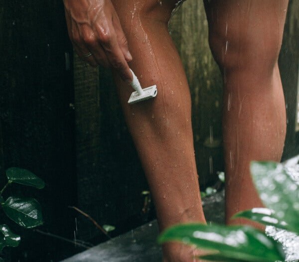 The most common mistakes when switching to a safety razor – Blanda Beauty