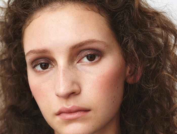 Naturkosmetik Lidschatten: Textur, Finish und ausgewählte Multi-Use Farben