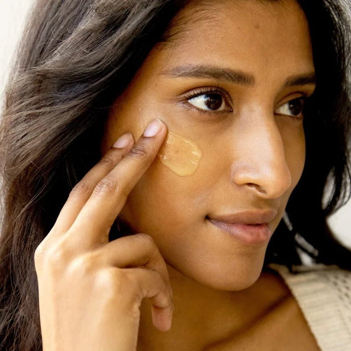 100% Pure Multi-Vitamin + Antioxidants PM Serum  on skin