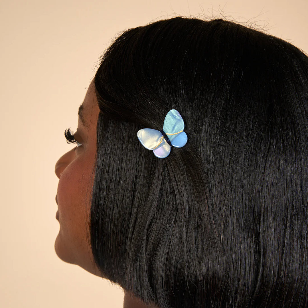 Lavender Butterfly Hair Clip von Coucou Suzette - getragen im Haar