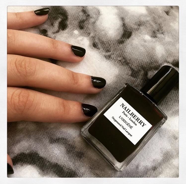 L'OXYGÉNÉ BLACKBERRY von Nailberry - Nägel