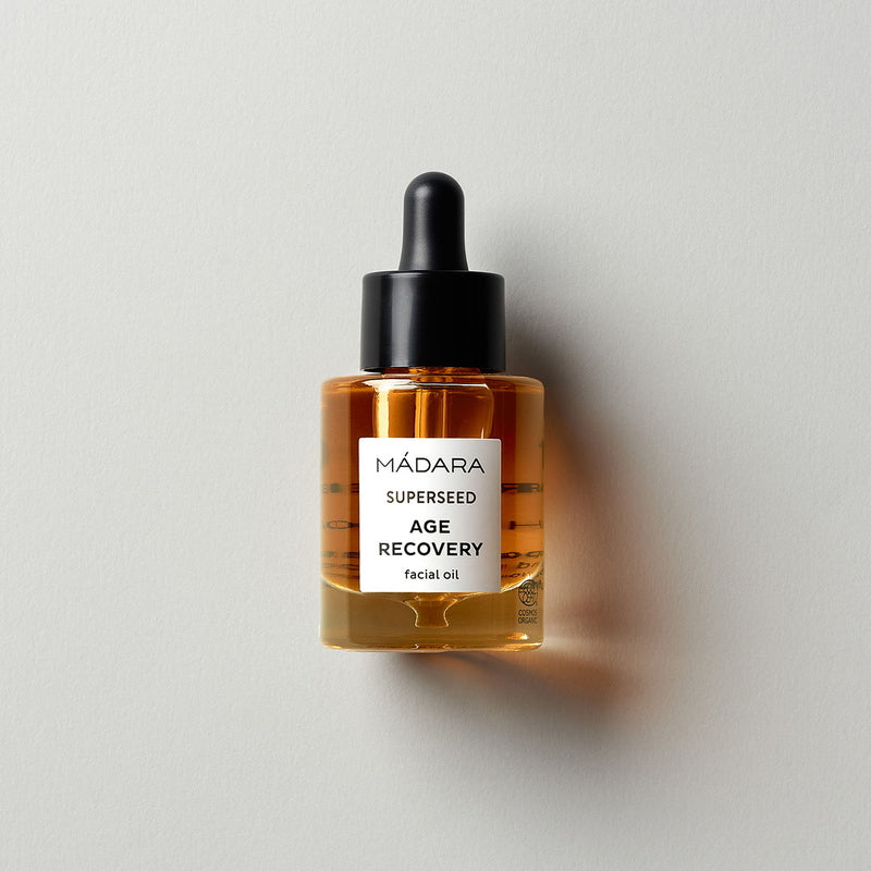 Mádara Superseed Age Recovery Facial Oil Still Life
