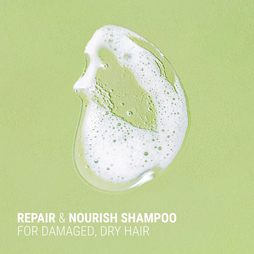 Antipodes Fig + Feijoa Repair & Nourish Shampoo Textur