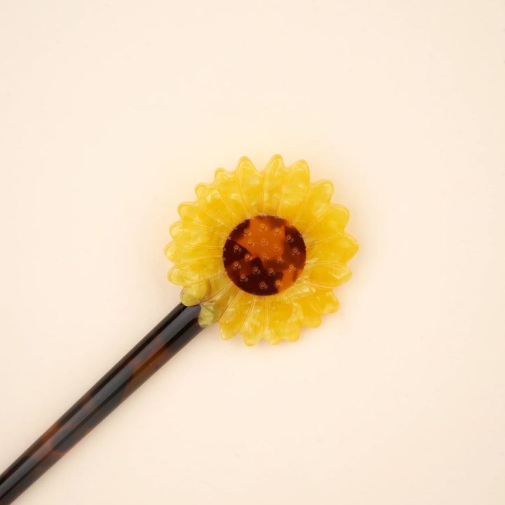 Sunflower Hair Stick von Coucou Suzette - Detailaufnahme Blüte