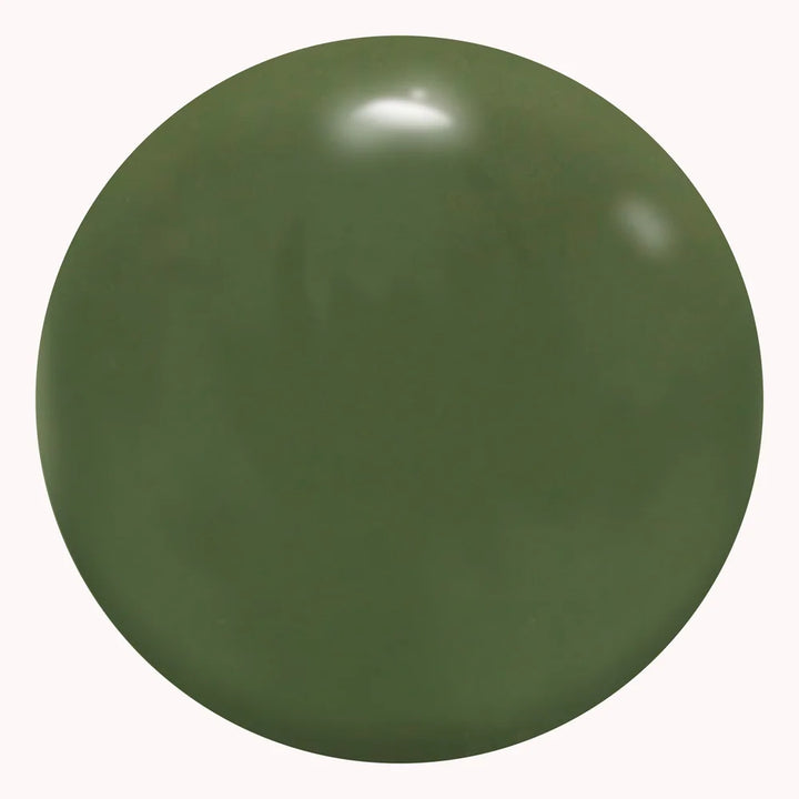 Nailberry A New Leaf grüner Nagellack mit glänzendem Finish - Farbswatch