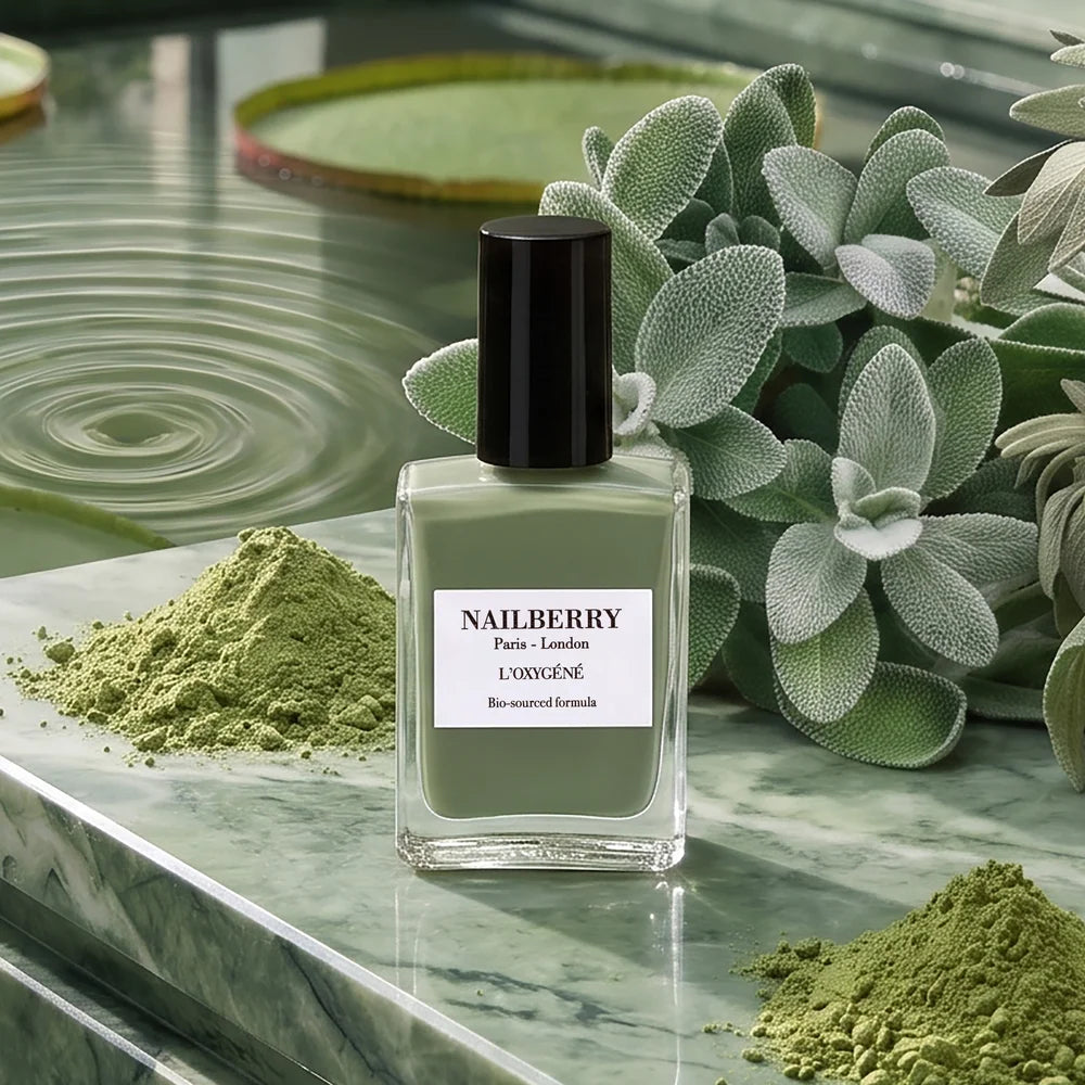 Nailberry A New Leaf grüner Nagellack mit glänzendem Finish