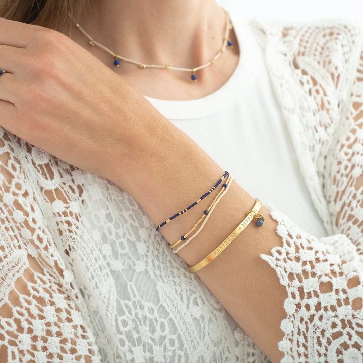 Modèle de bracelet plaqué or pur Lapis Lazuli