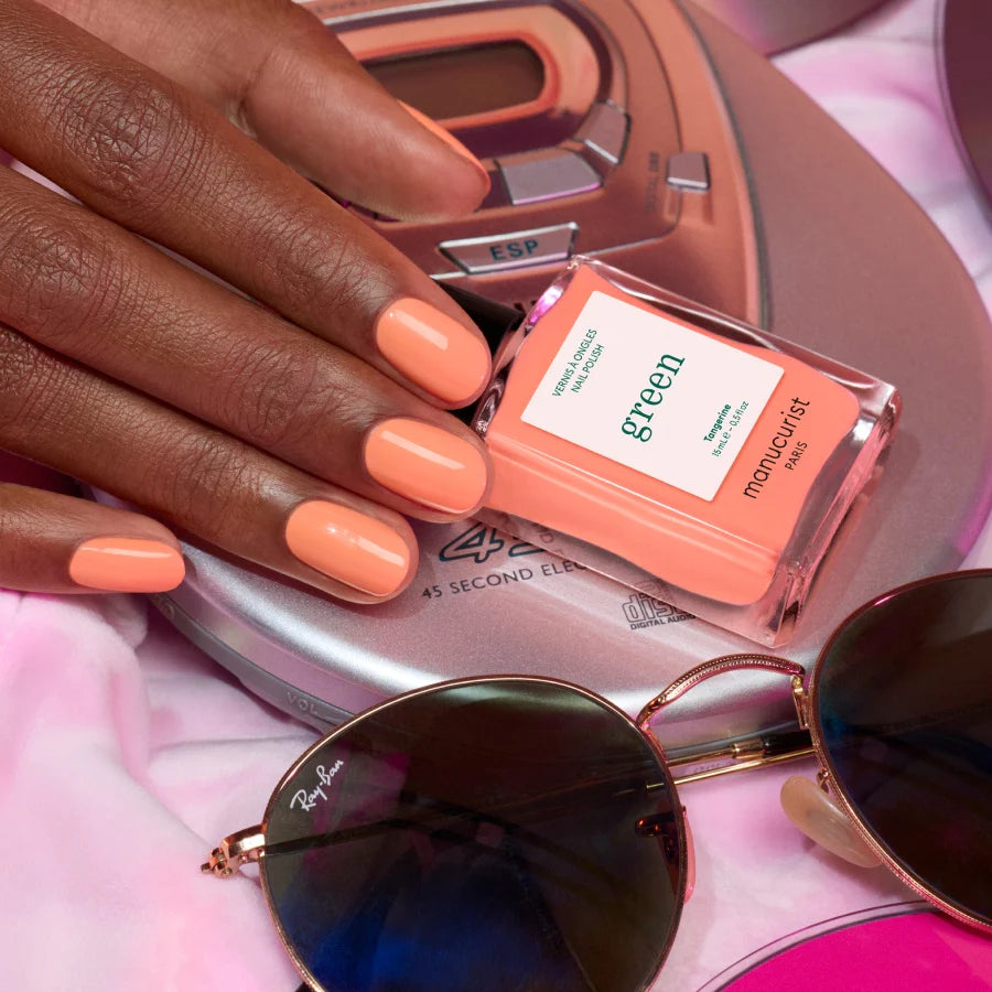 Tangerine von Manucurist - aufgetragen, Retro-Look