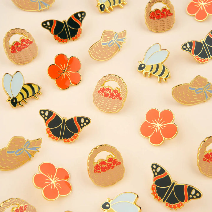 Black Butterfly Pin von Coucou Suzette - Kollektionen (Pins)