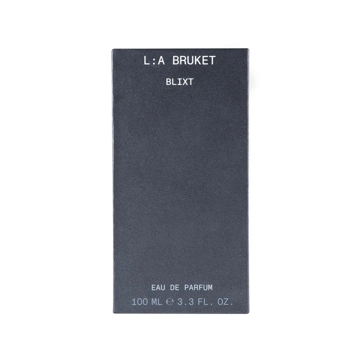 Originalverpackung des L:A Bruket 334 Blixt Eau de Parfum in dunklem Anthrazit