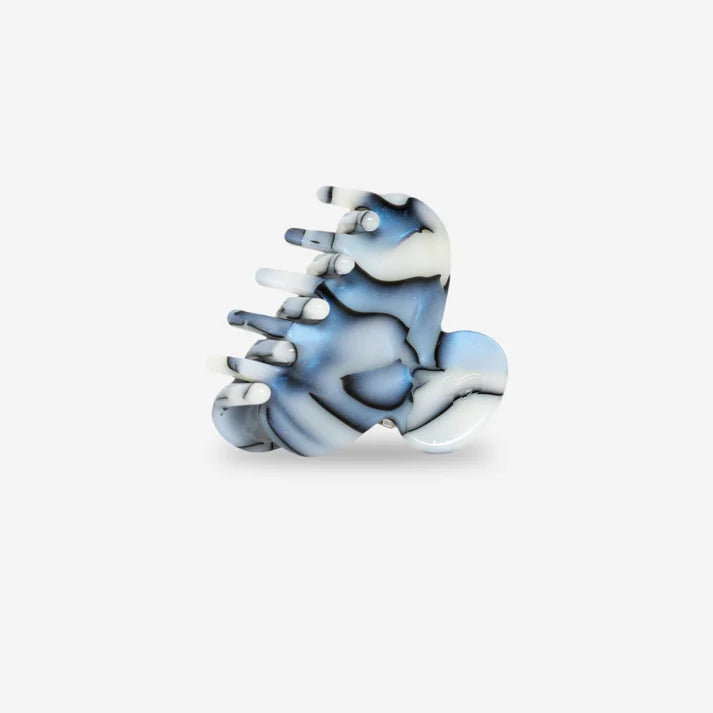 Kleine Sasstie Haarklammer in Magic Blue aus langlebigem Celluloseacetat