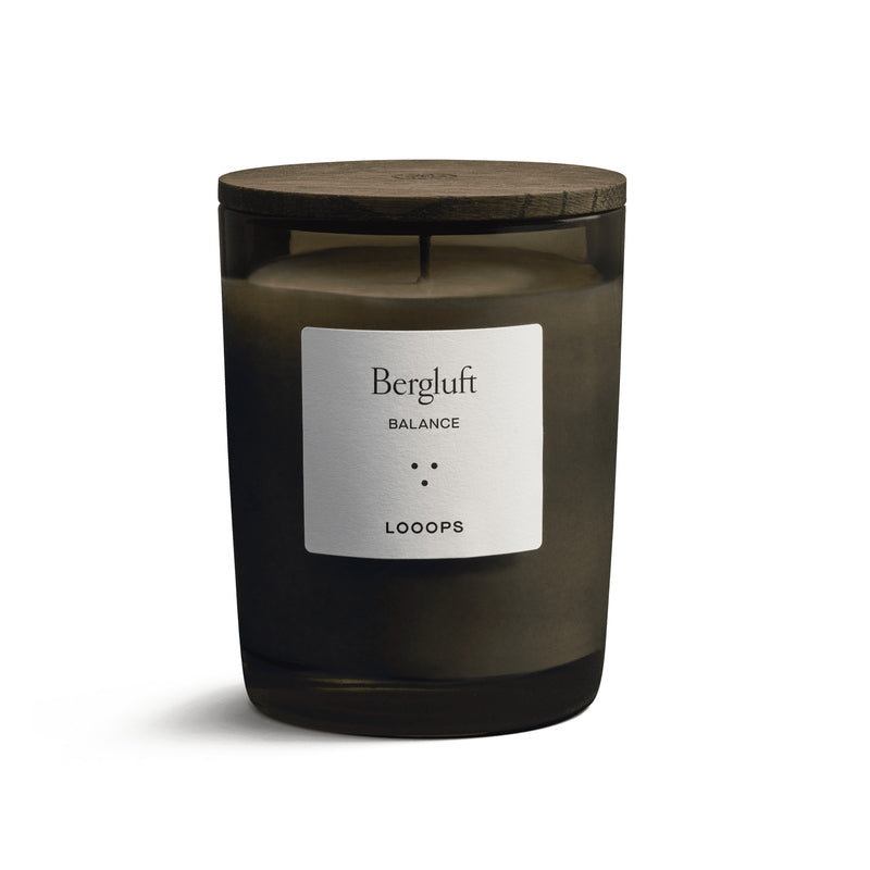 Looops mountain air scented candle with lid