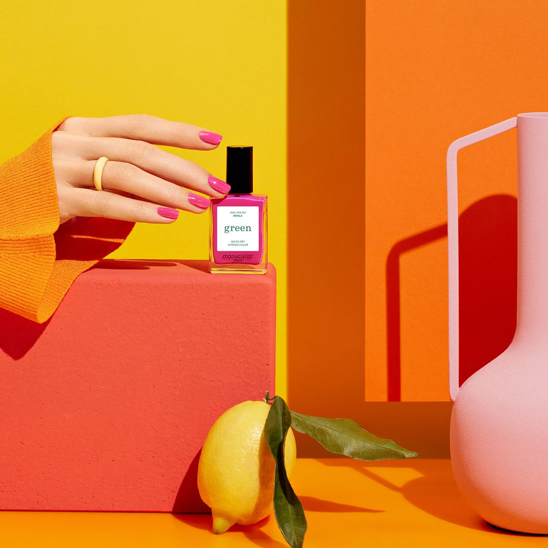 Manucurist Green Pétula Nagellack - hochpigmentierte rosa Farbe