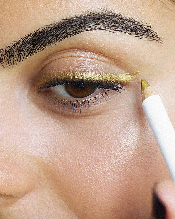 Jojoba Eye Pencil Oro auf Augenlid