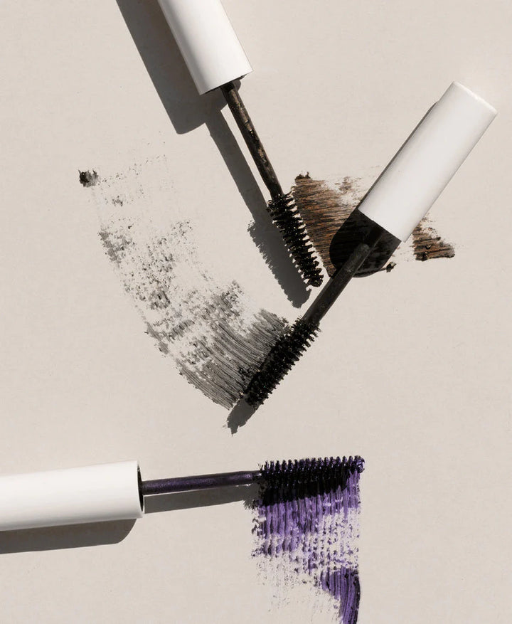 Natural Almond Mascara - Schwarz, Blau und Braun
