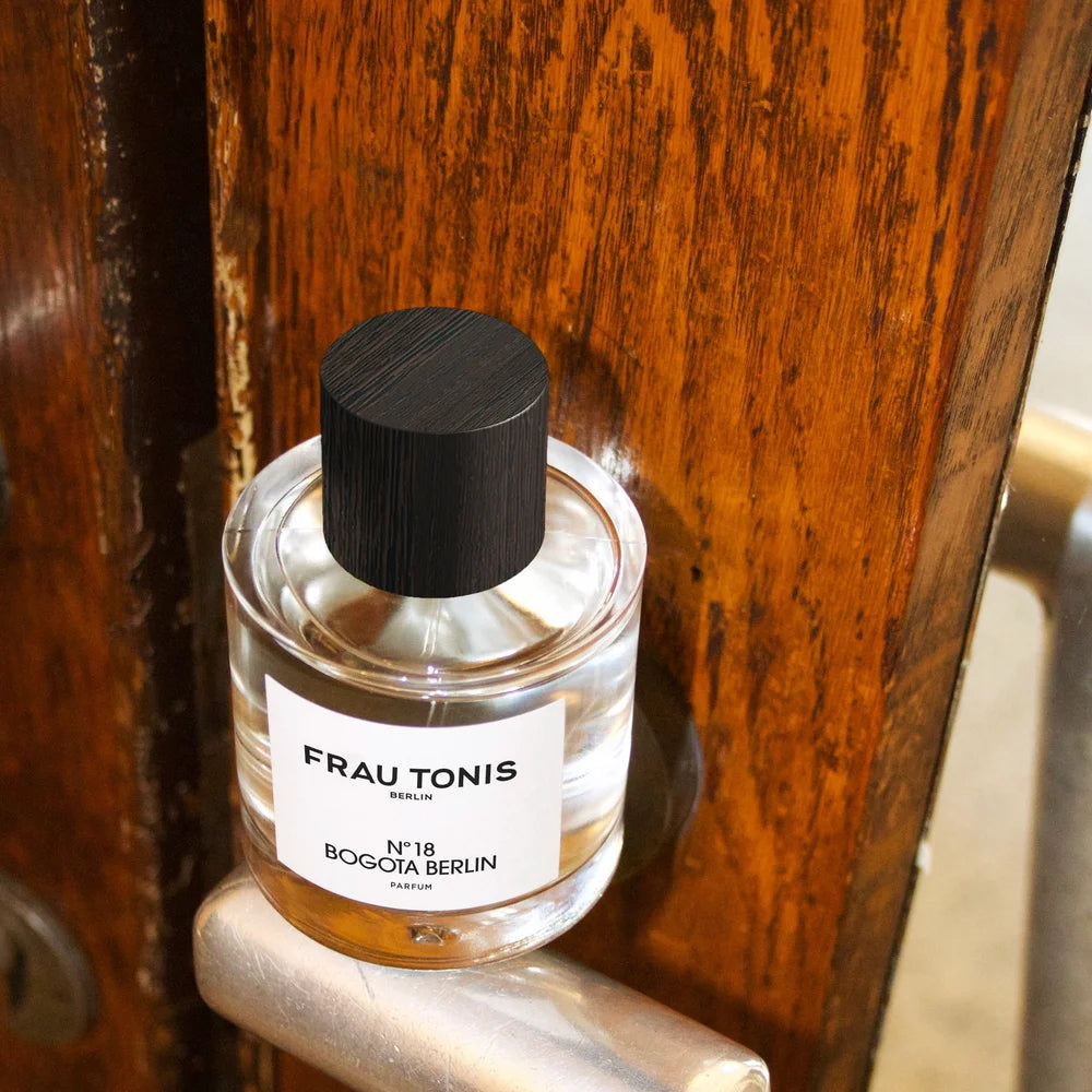 No 18 Bogota Berlin Parfum Intense - still life