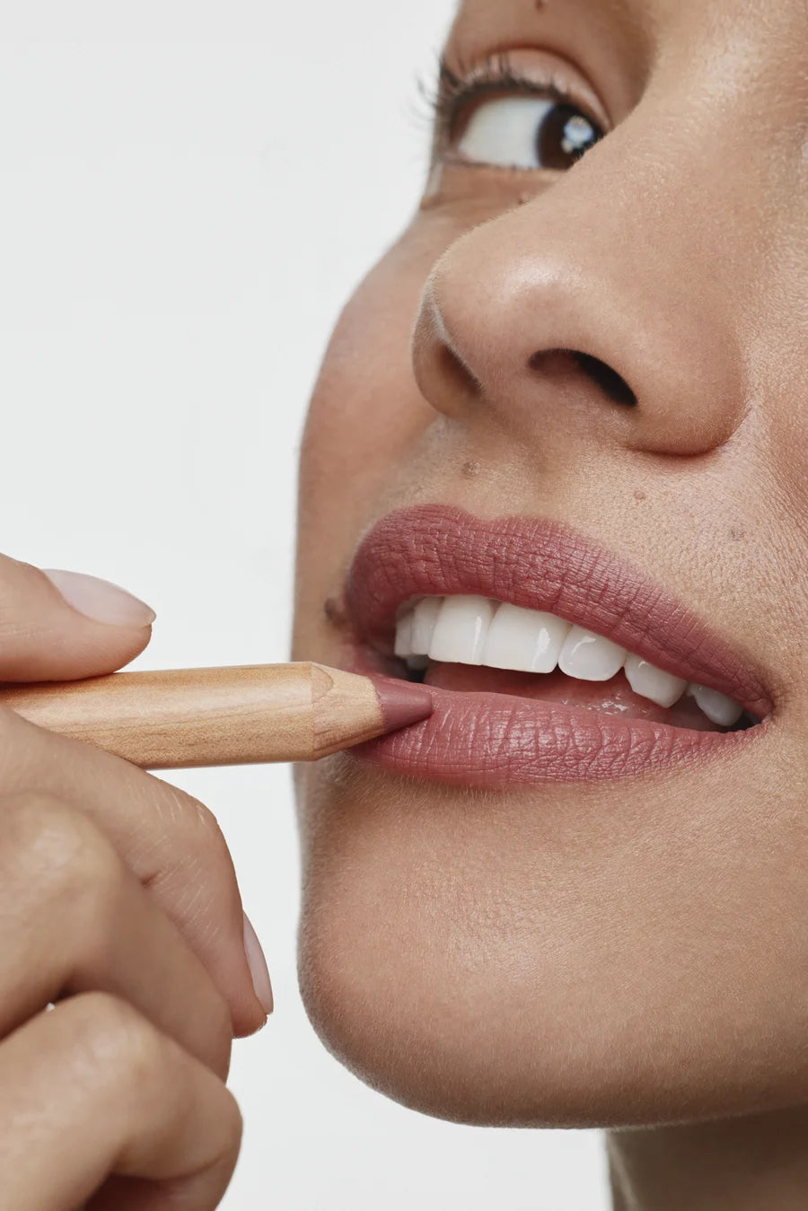 Ilia Lip Sketch Deco - on Lips 2