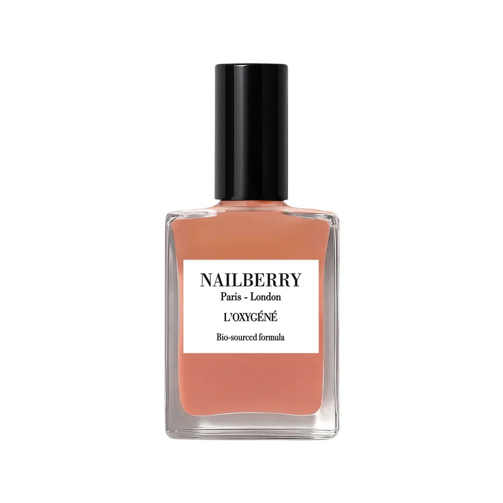 Nailberry Made You Blush Nagellack in zartem Peach-Blush mit semi-transparentem Jelly-Gloss-Finish