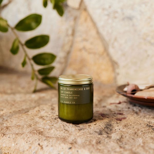P.F. Candle Co. Frankincense & Oud Mood