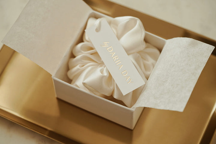 Silk scrunchie packaging open box
