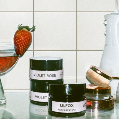 Lilfox Violet Rose The Hand Treatment - Vanity Shelf 3