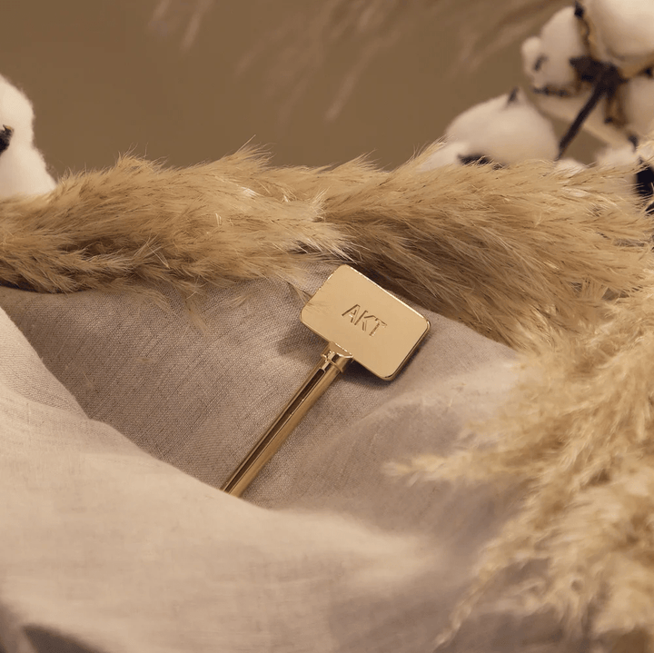 The Assistant - Blanda Beauty