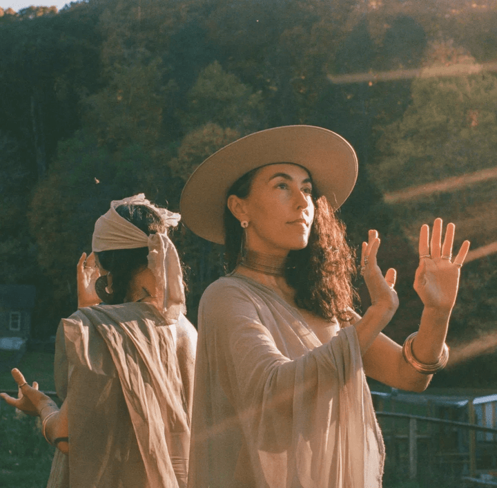 Agua De La Madre | A Tribute to Wild Lands + Sacred Waters 118 ml - Blanda Beauty