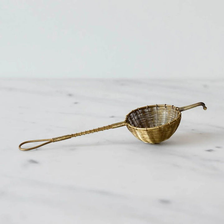 Anima Mundi Woven Brass: Small Tea Strainer Mood 3