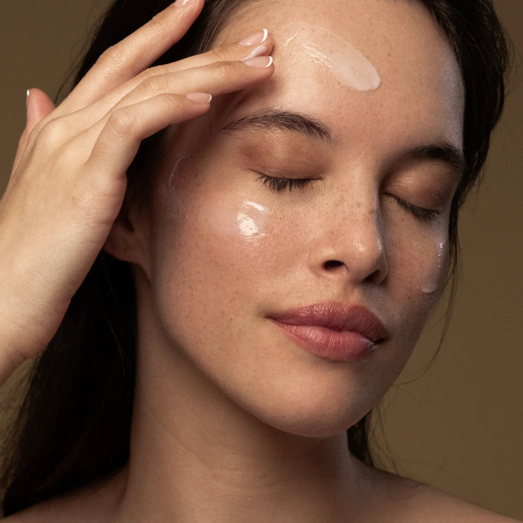 Culture Probiotic Night Recovery Water Cream on skin