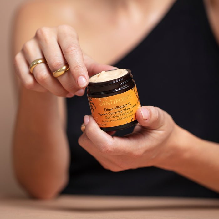 Diem Vitamin C Pigment-Correcting Water Cream Hands