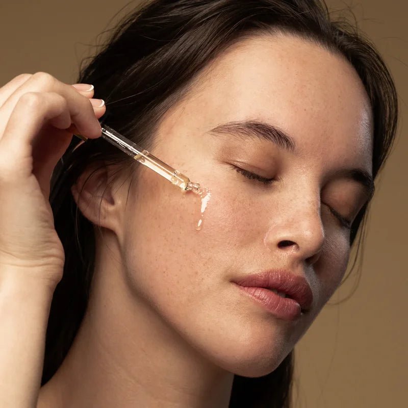 Eve Bio-Retinol Line Reduction Serum on Skin
