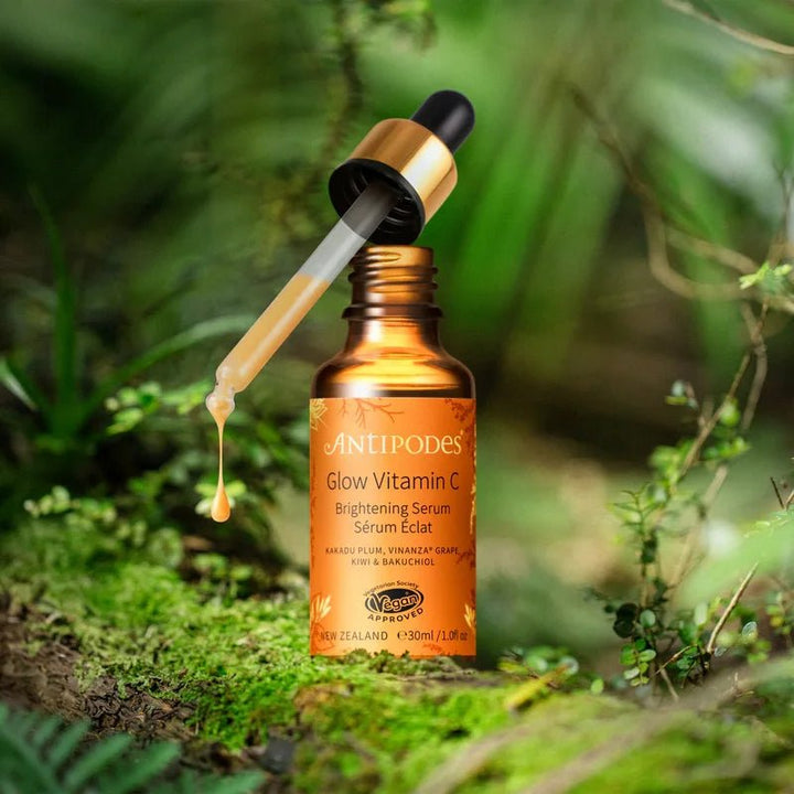 Glow Vitamin C Brightening Serum in Nature