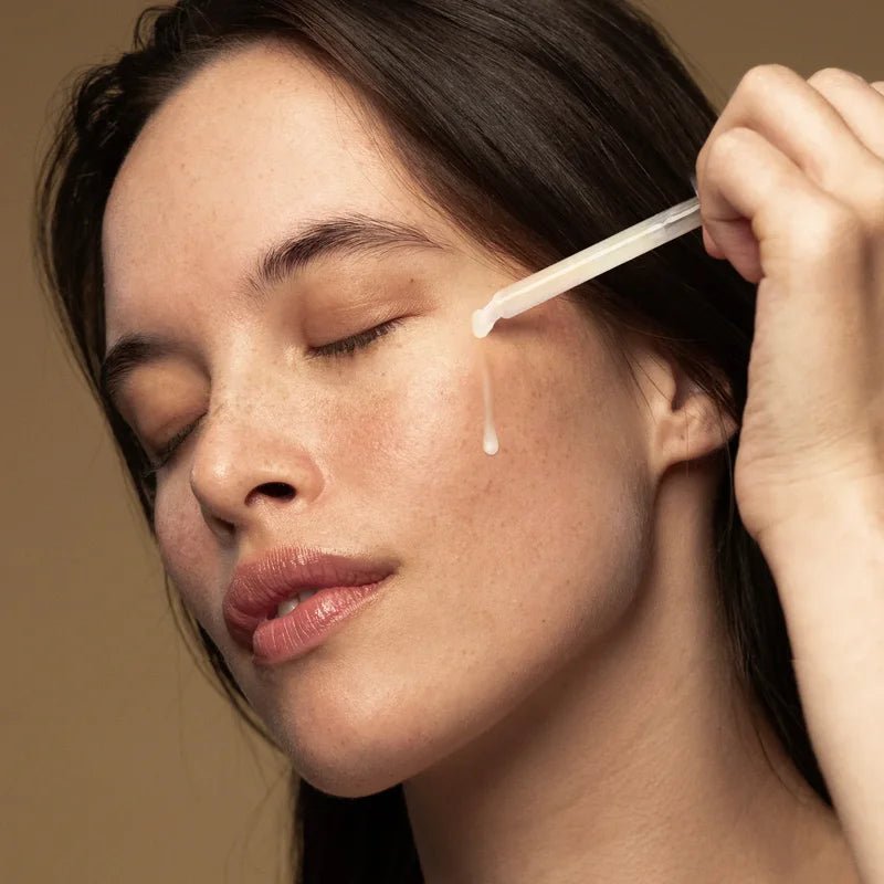 Maya Hyaluronic 72-Hour Hydration Serum on Skin