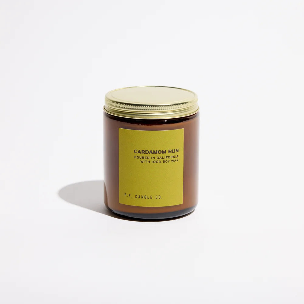 Cardamom Bun Sojawachs-Duftkerze von P.F. Candle Co.