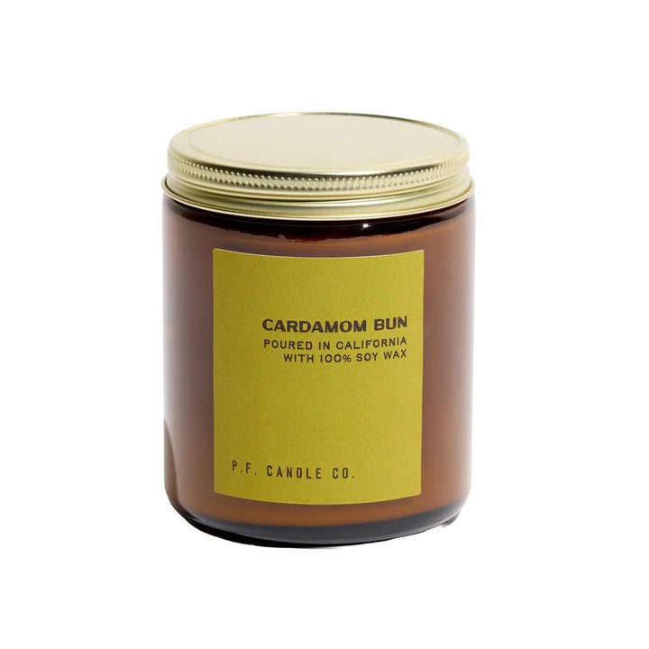P.F. Candle Co. Cardamom Bun Duftkerze 204 g