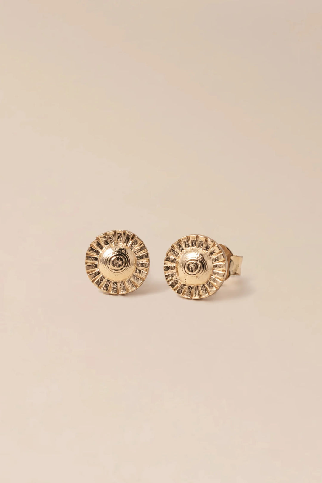 Alizee Studs von Waekura - Freisteller
