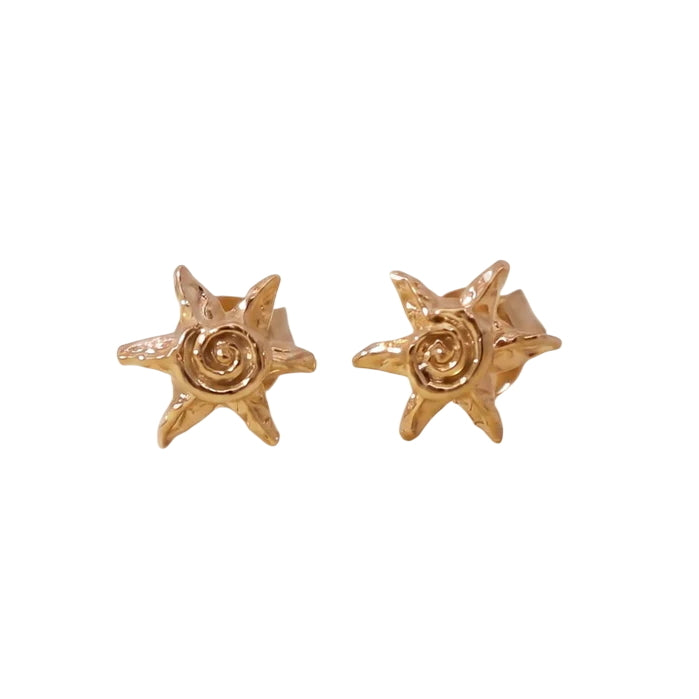 Doria Studs von Waekura