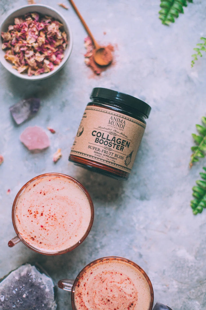 Collagen Booster Super-Fruit Bliss im Getränk