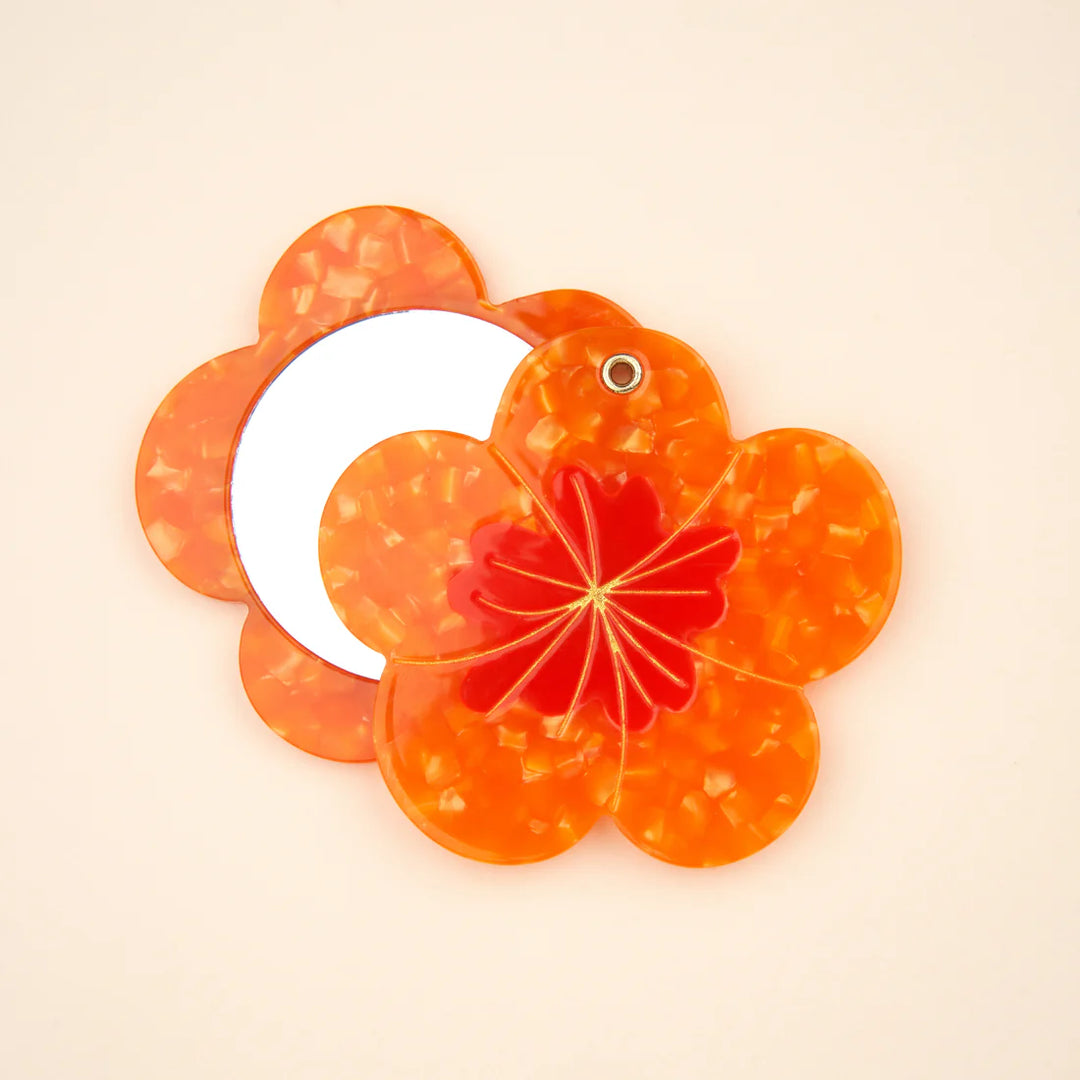 Nasturtium Mirror von Coucou Suzette - geöffnet