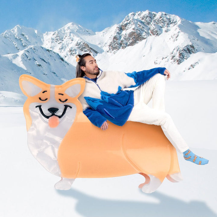 Coucou Suzette Corgi Hair Claw - Mood Corgi in the snow