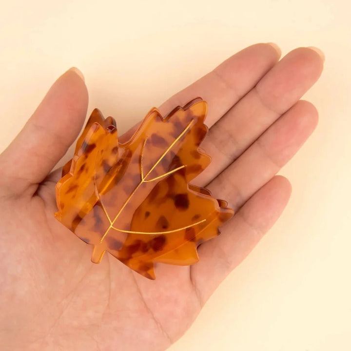 Maple Leaf Hair Claw - Blanda Beauty