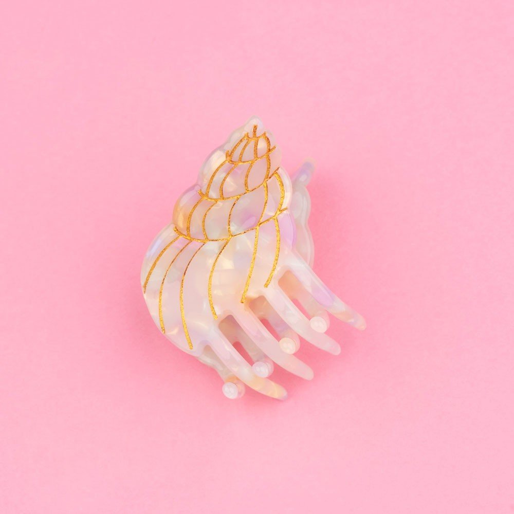 Coucou Suzette Shell Mini Hair Claw - product photo pink background