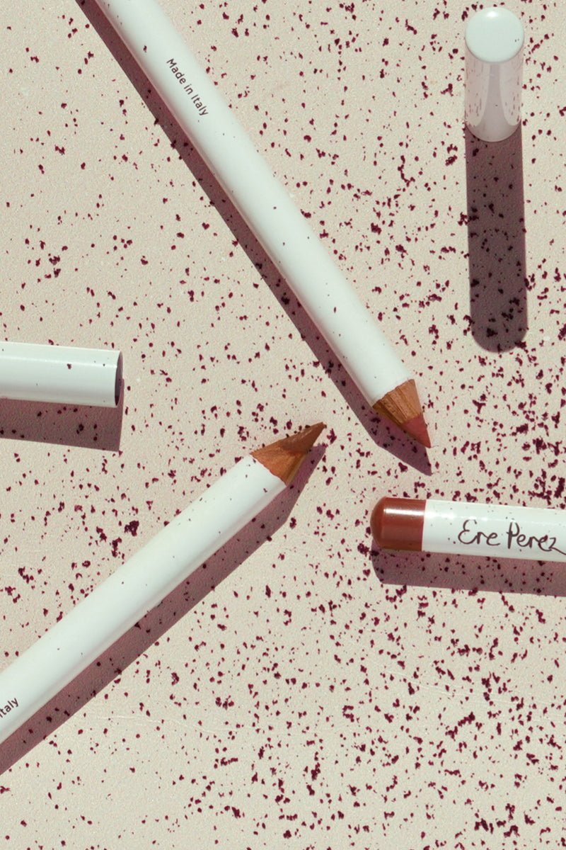 Acai Lip Pencil Shy still life