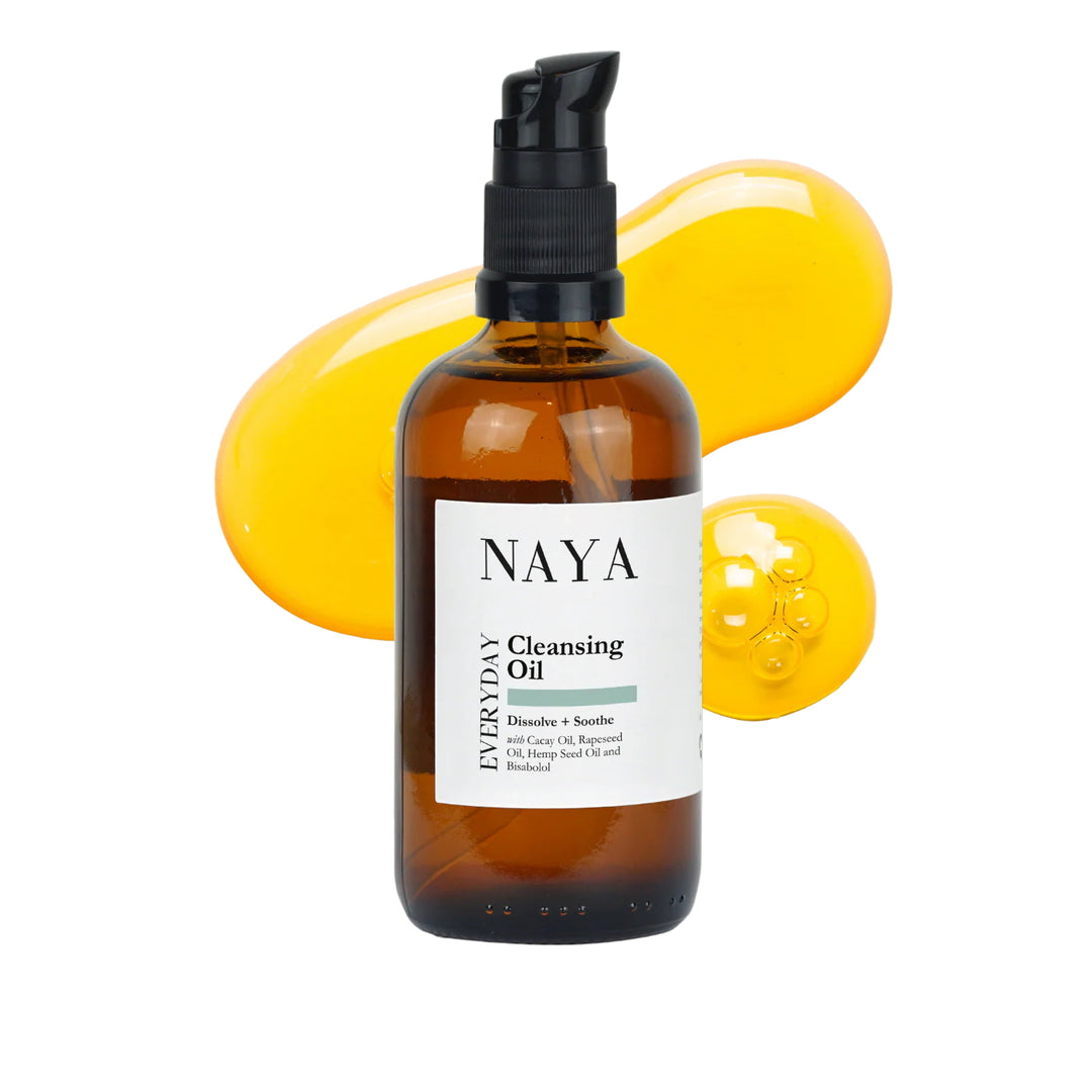 Naya Everyday Cleansing Oil mit Produkt-Swatch
