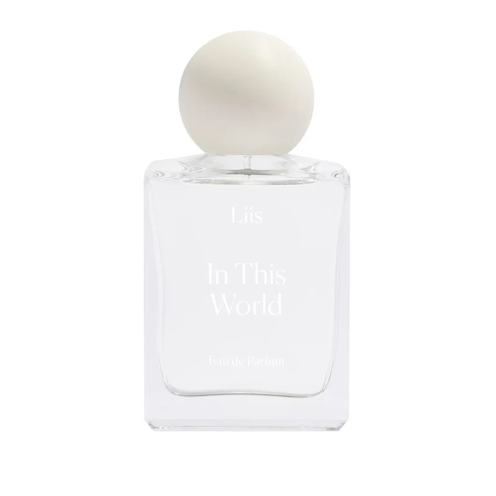 Liis In This World Eau de Parfum Flakon frontal auf weißem Hintergrund