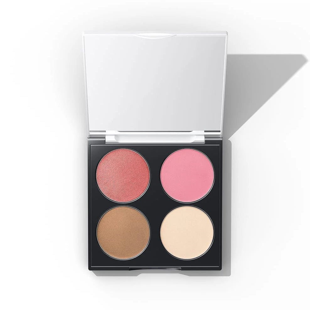 UND GRETEL Face Palette The Flirt mit vier Farben in Rosé, Pink, Beige und Elfenbein in geöffneter Palette