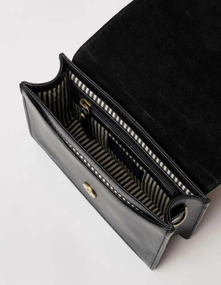 Innenansicht der O My Bag Audrey Mini mit Reißverschlussfach und praktischer Fächeraufteilung