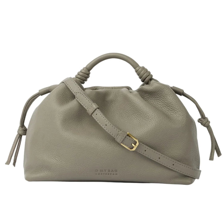 O My Bag Kiki Midi Clay – hochwertige Ledertasche in Taupe aus weichem Echtleder mit Knotendetails und Crossbody-Riemen