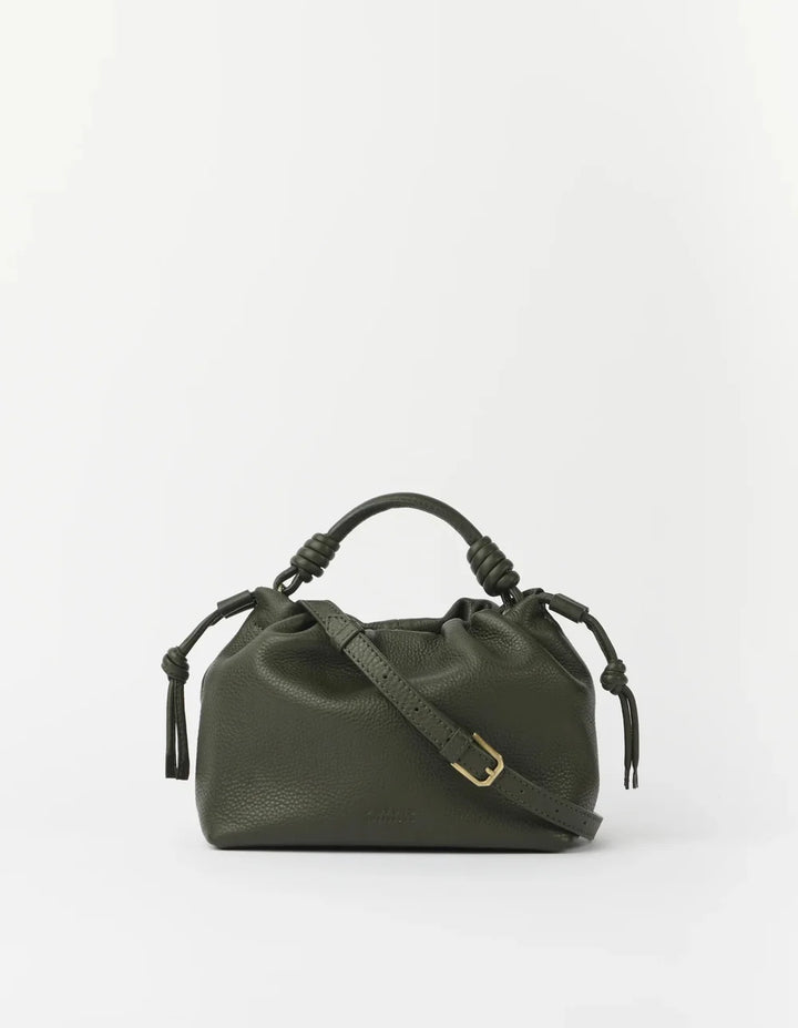 O My Bag Kiki Mini Moss – kleine grüne Lederhandtasche mit charakteristischer Silhouette