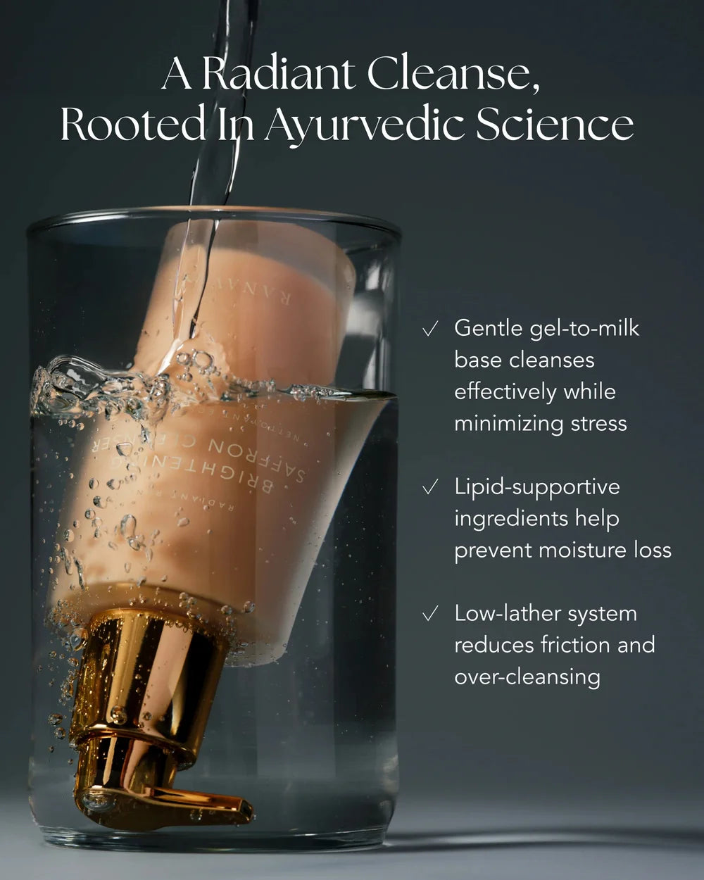 RANAVAT Brightening Saffron Cleanser mit Produktvorteilen
